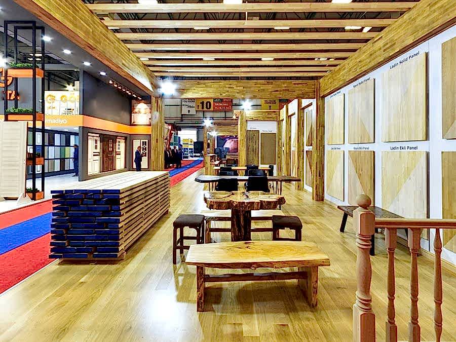 İntermob 2019 Fuarı'nda yerimizi aldık ve sizlerle buluşmanın enerjisi ile üretmeye devam ediyoruz.